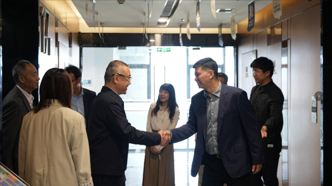 陕西省药监局冯锋一行莅临九游(9Game)再生进行调研