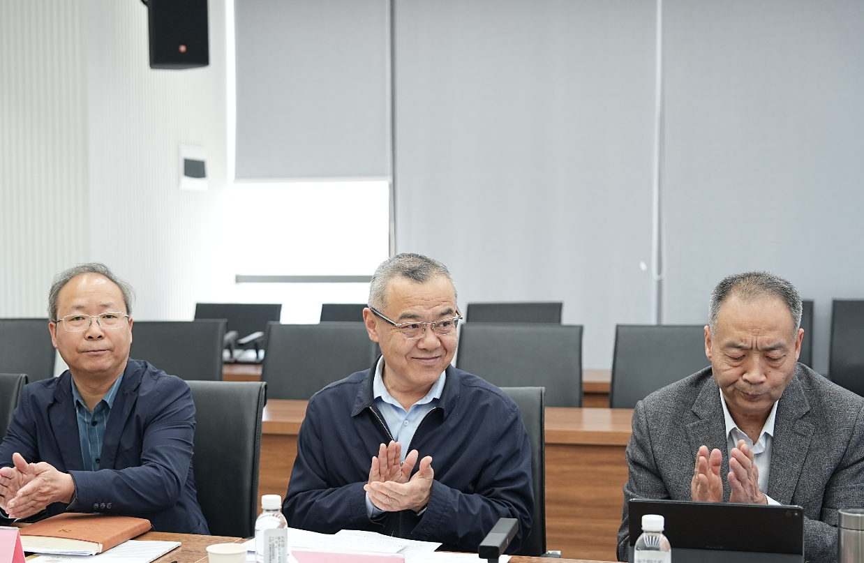陕西省药监局冯锋一行莅临九游(9Game)再生进行调研